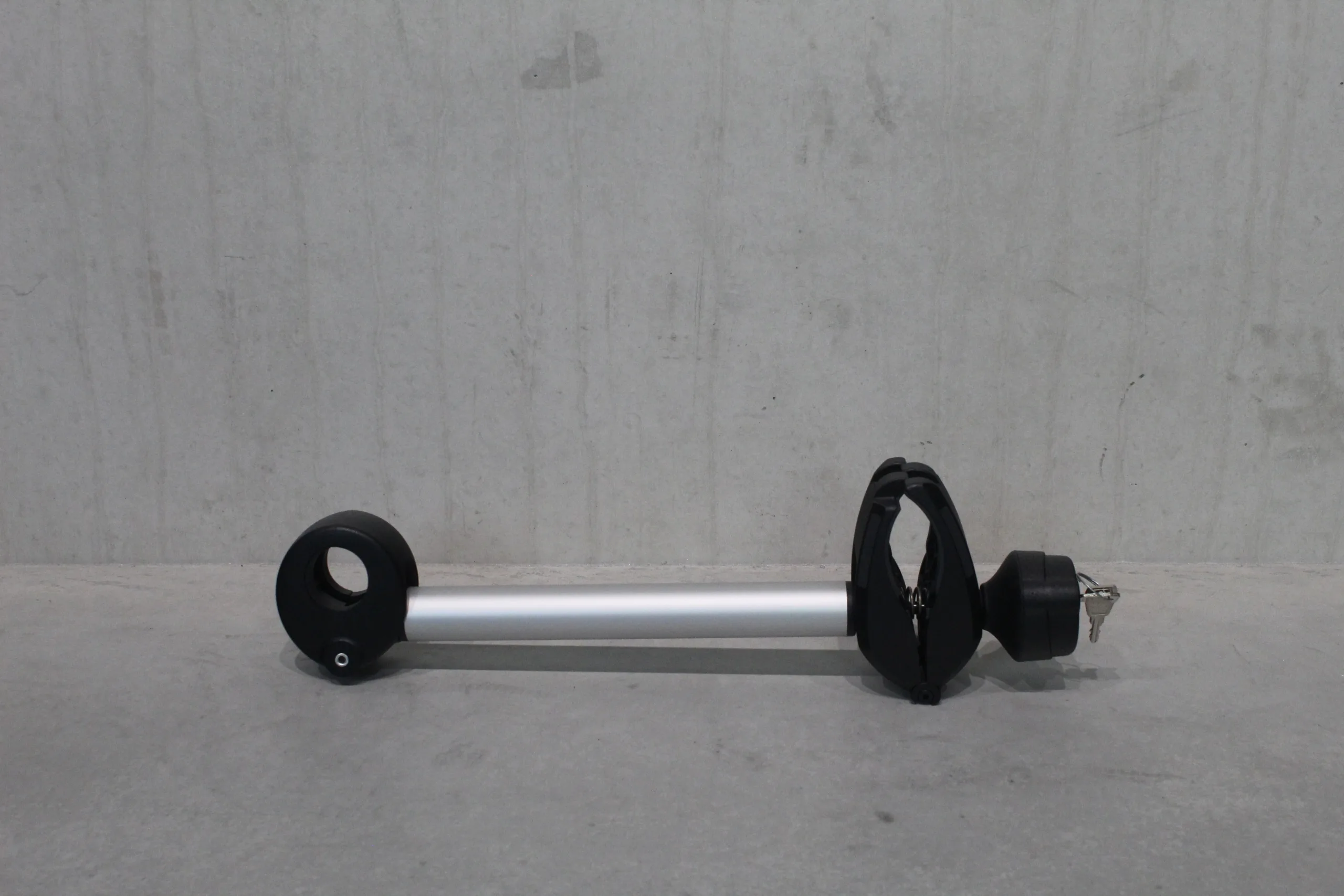 Uebler Afstandhouder 2e fiets (lang) afsluitbaar afneembaar 2 pers. fietsendrager