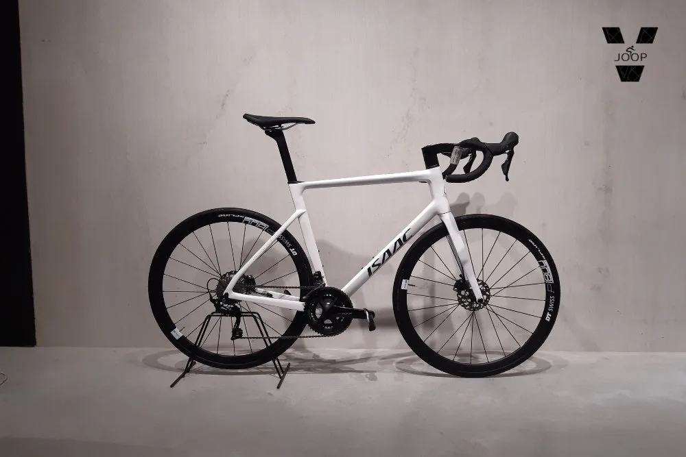 Isaac Boson Disc | Demo Mineral White