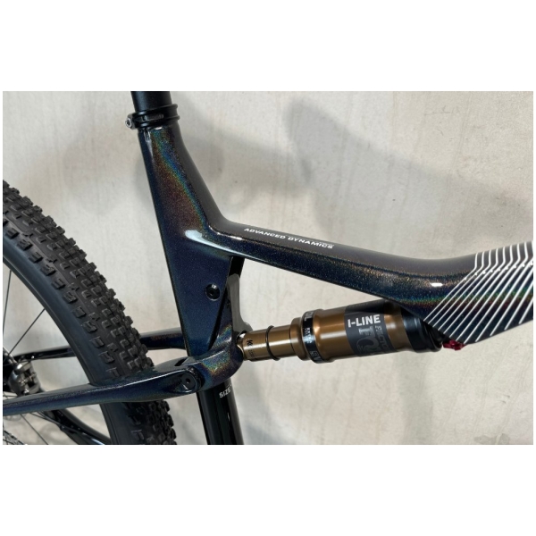 Orbea OIZ M-TEAM AXS (XTR Remmen & Kashima Dropper) Custom - Afbeelding 5