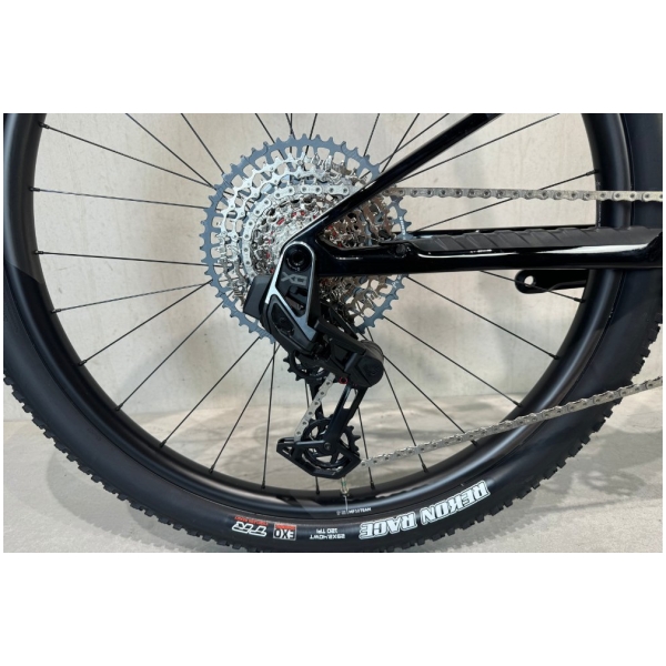 Orbea OIZ M-TEAM AXS (XTR Remmen & Kashima Dropper) Custom - Afbeelding 7