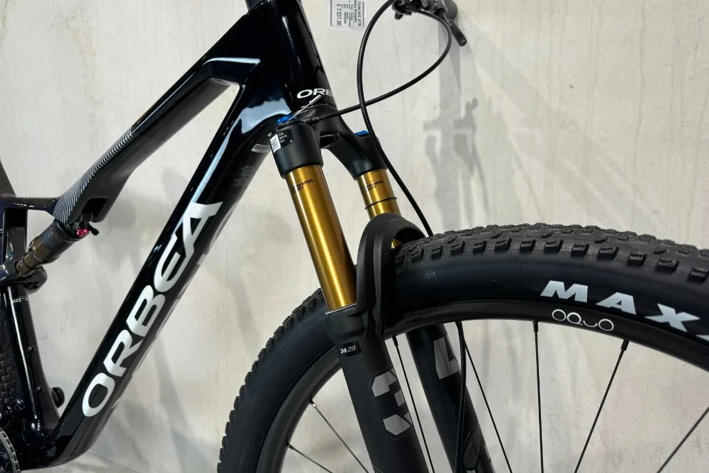 Orbea OIZ M-TEAM AXS (XTR Remmen & Kashima Dropper) Custom RD12 - Afbeelding 3