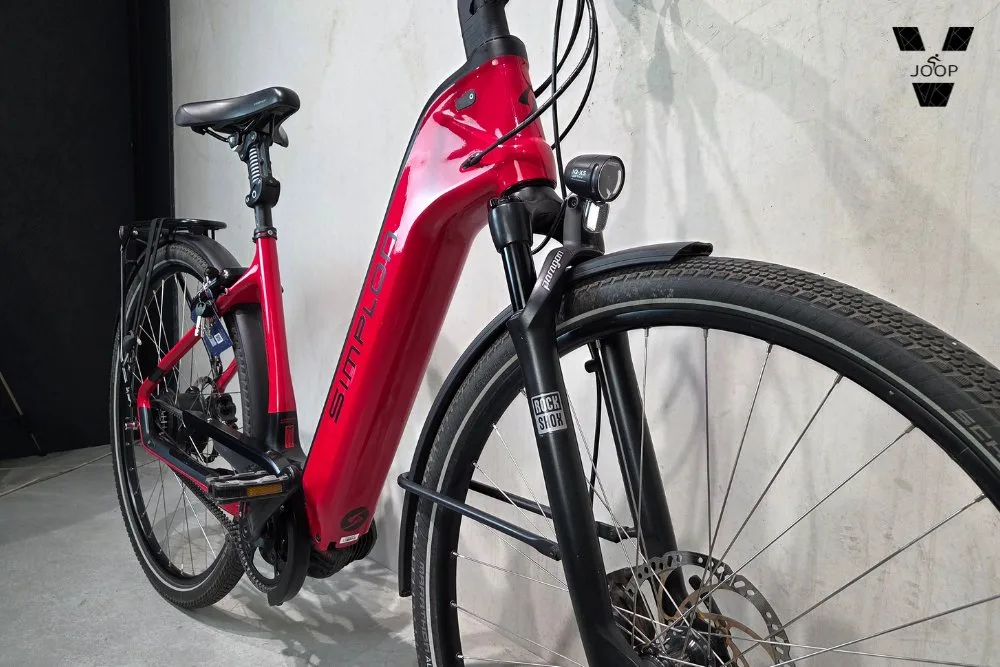 Simplon Chenoa Bosch CX, , TR | Inclusief opties Red Glossy/ Black Glossy - Afbeelding 3