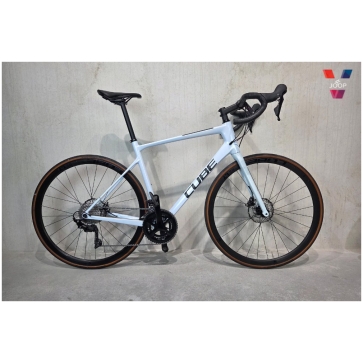 Cube ATTAIN GTC RACE Flashwhite/black RD22