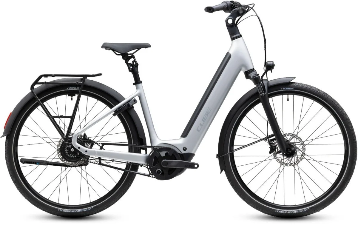 Cube SUPREME HYBRID DELUXE PRO 600 Silverstar/Reflex N0